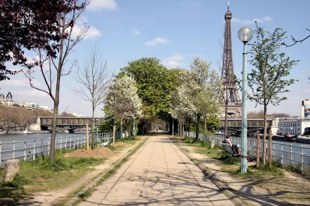 Studio A Proximite De La Tour Eiffel Appartement Parijs
